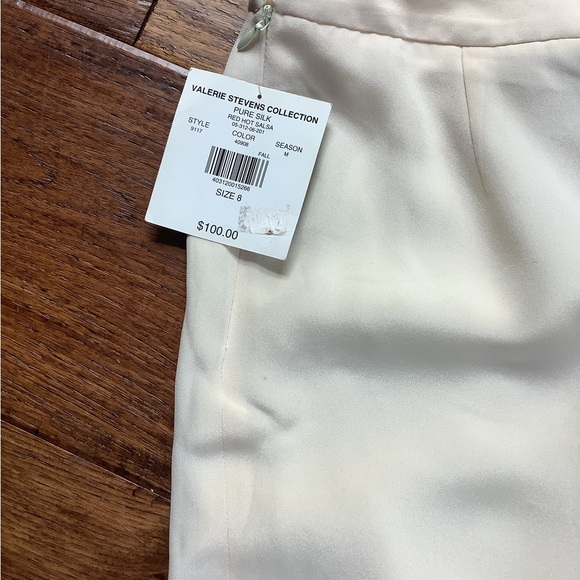 NEW/TAGS. VALERIE STEVENS COLLECTION, PURE SILK IVORY WHITE LINED DRESS PANTS, 8 - Picture 6 of 8